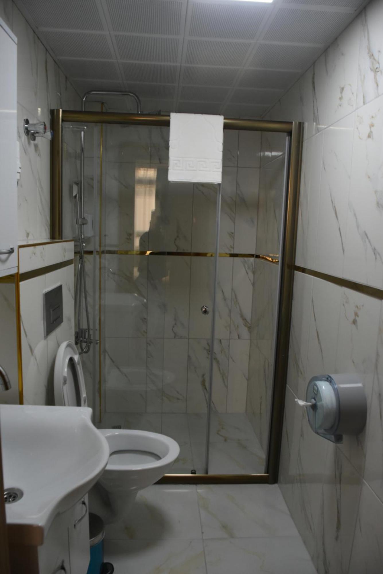 Otel Palmera House *